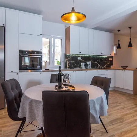 Apartment Divic Baska Voda