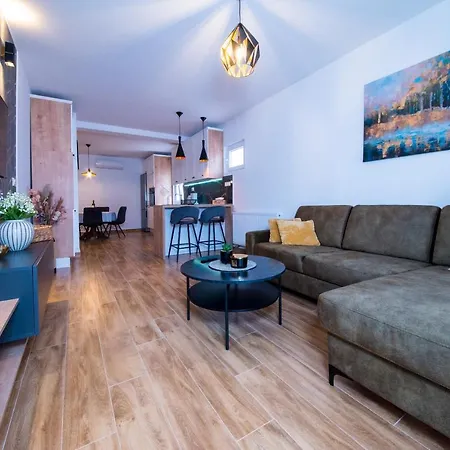 Апартаменты Divic